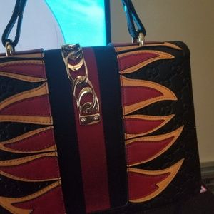 Authentic women's gucci bag